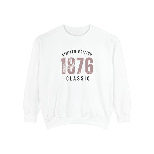 Limited Edition 1876 Classic Unisex College Crewneck Sweatshirt | Vintage College Retro Graphic Pullover
