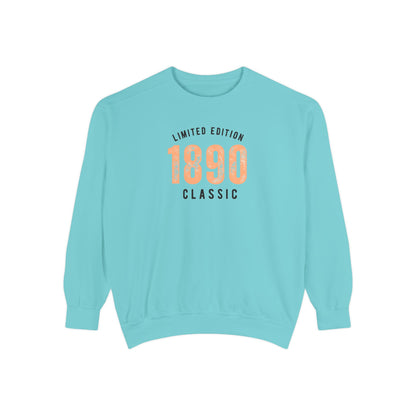 Limited Edition 1890 Classic Unisex Crewneck Sweatshirt | Vintage Retro Graphic Pullover