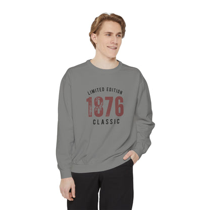 Limited Edition 1876 Classic Unisex College Crewneck Sweatshirt | Vintage College Retro Graphic Pullover