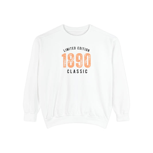 Limited Edition 1890 Classic Unisex Crewneck Sweatshirt | Vintage Retro Graphic Pullover